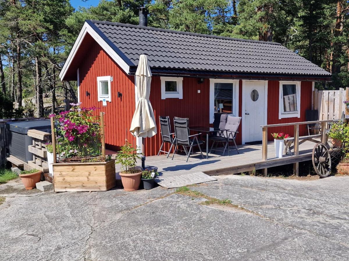 Moeja Stuga I Stockholms Skaergard Exterior foto